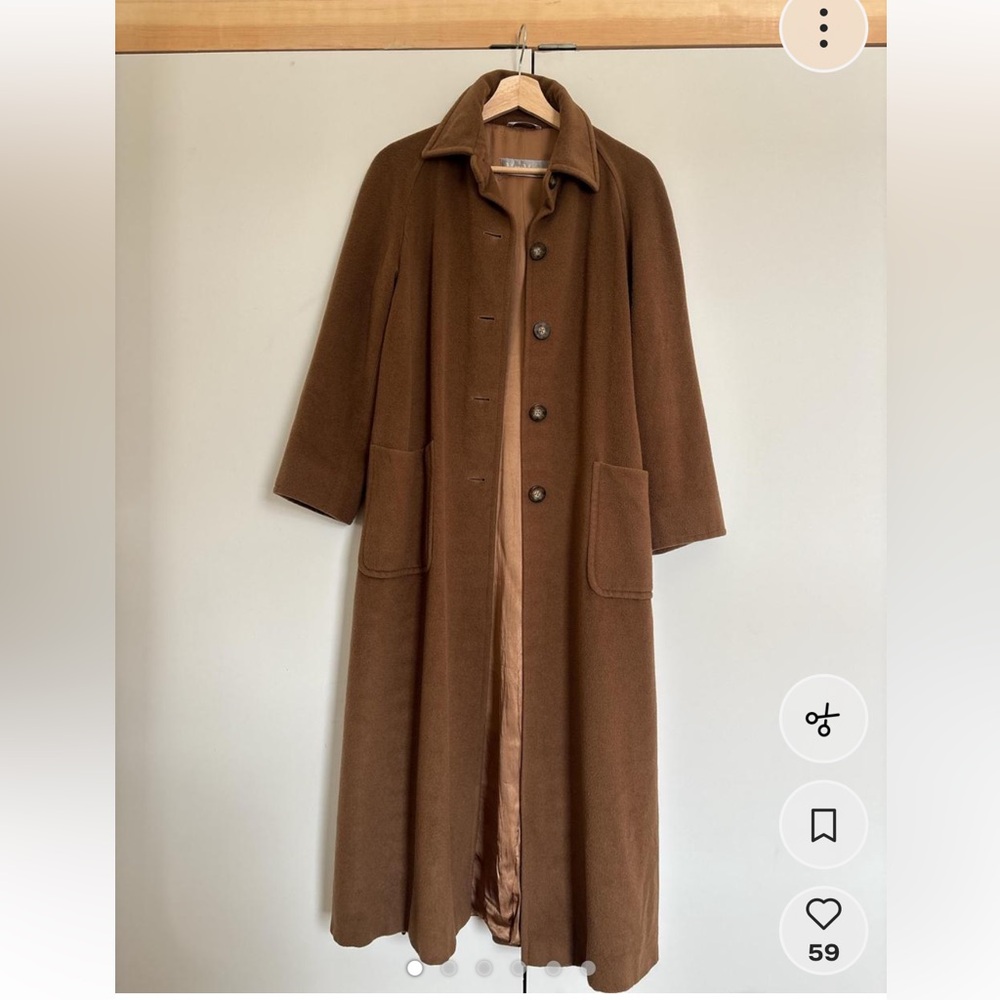 MaxMara Luxurious Wool Camel Coat